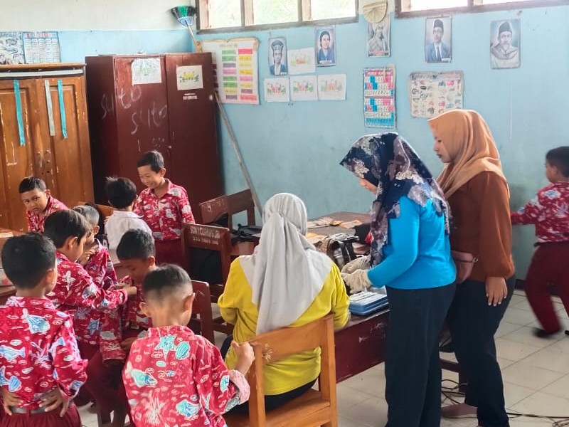KEGIATAN IMUNISASI